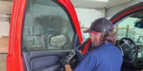 Windshield Repair vs. Replacement: How to Tell the Difference